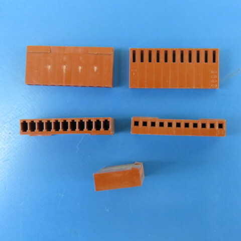 Molex 22-01-2117 Qty of 100 per Lot CONNECTOR HOUSING 11PIN