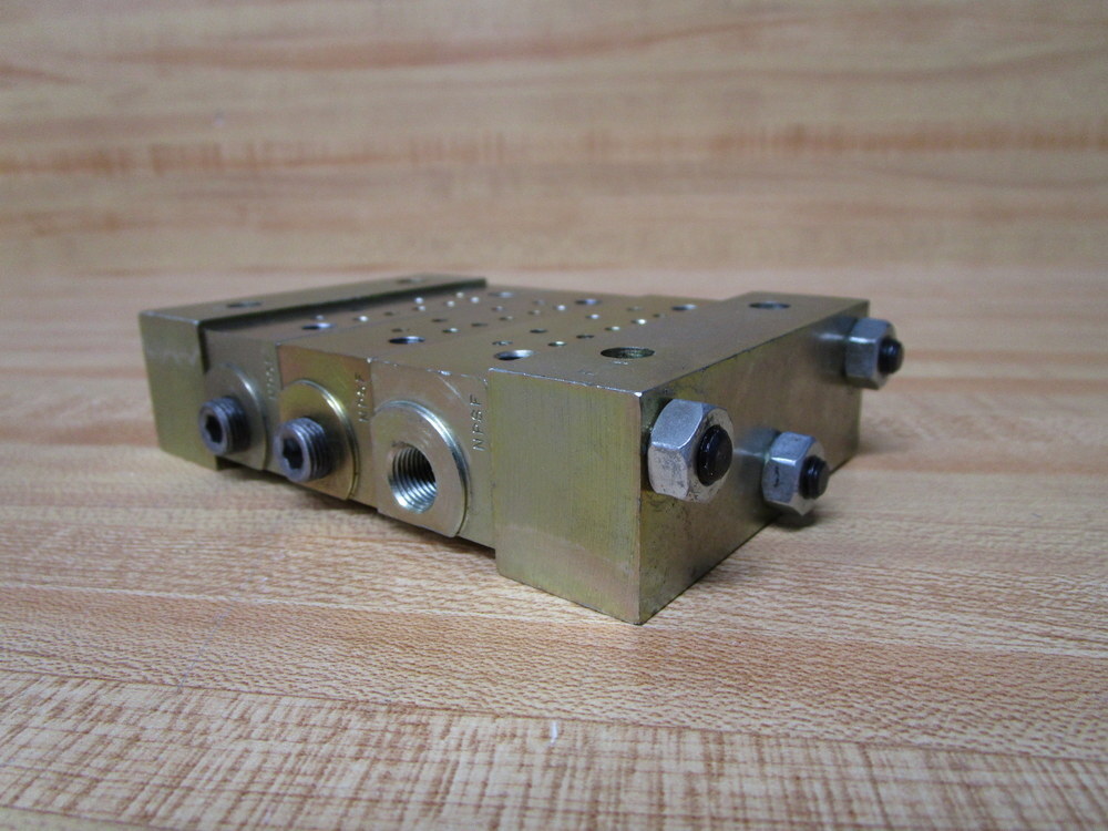 Trabon-Manzel D04 F04 Lubriquip Divider Valve Manifold D04F04