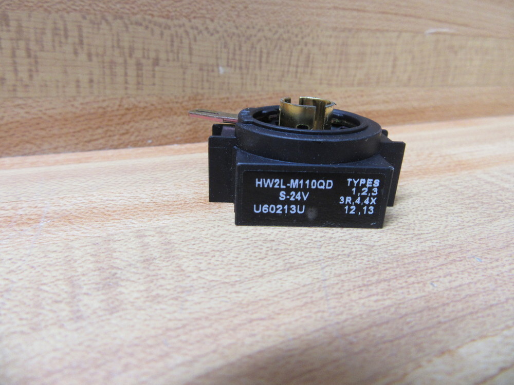 IDEC HW2L-M110QD Push Button Switch Lamp Module Only