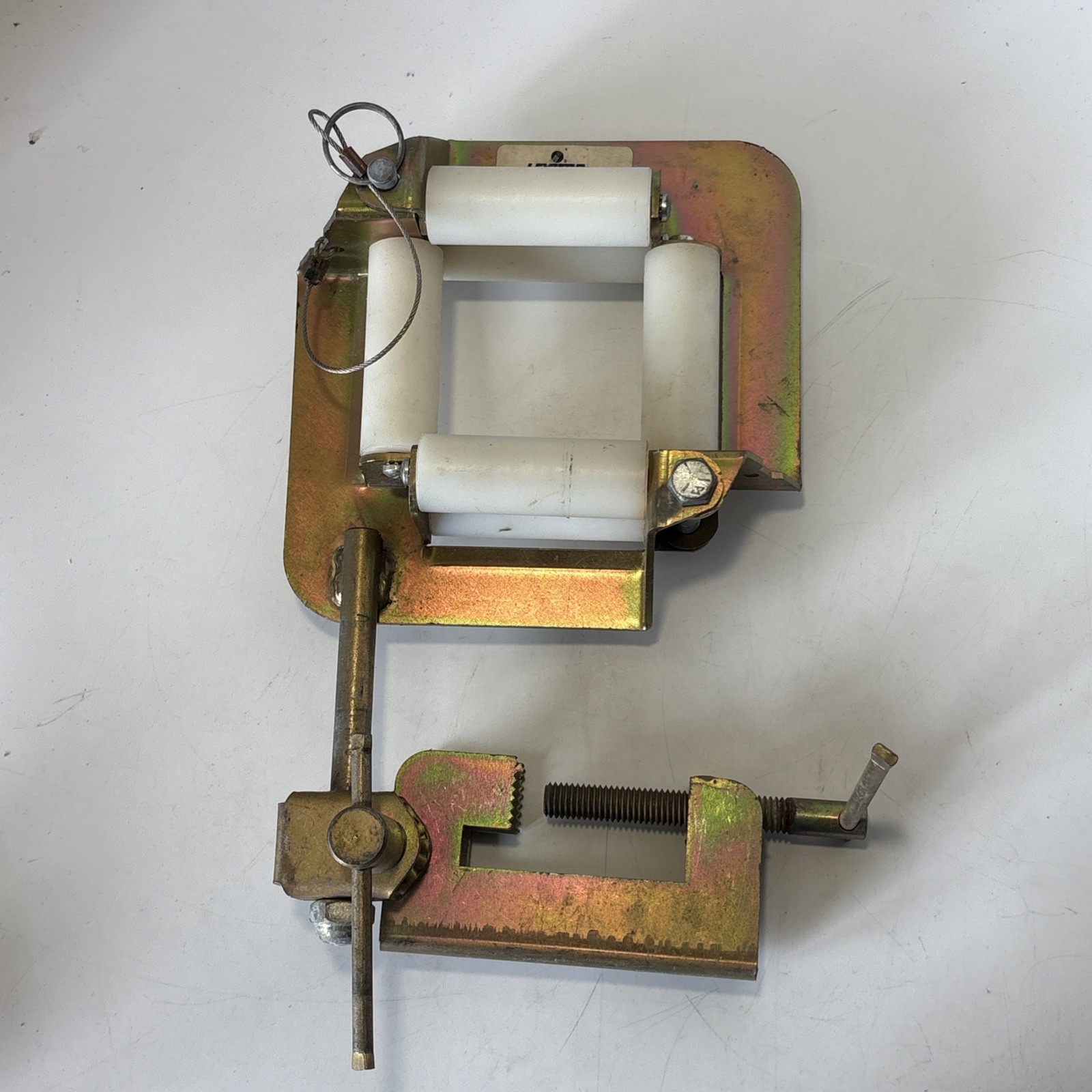LEVITON 49001-JOE CLAMP-ON FIBER OPTIC COPPER ELECTRICAL CABLE PULLING ROUTER