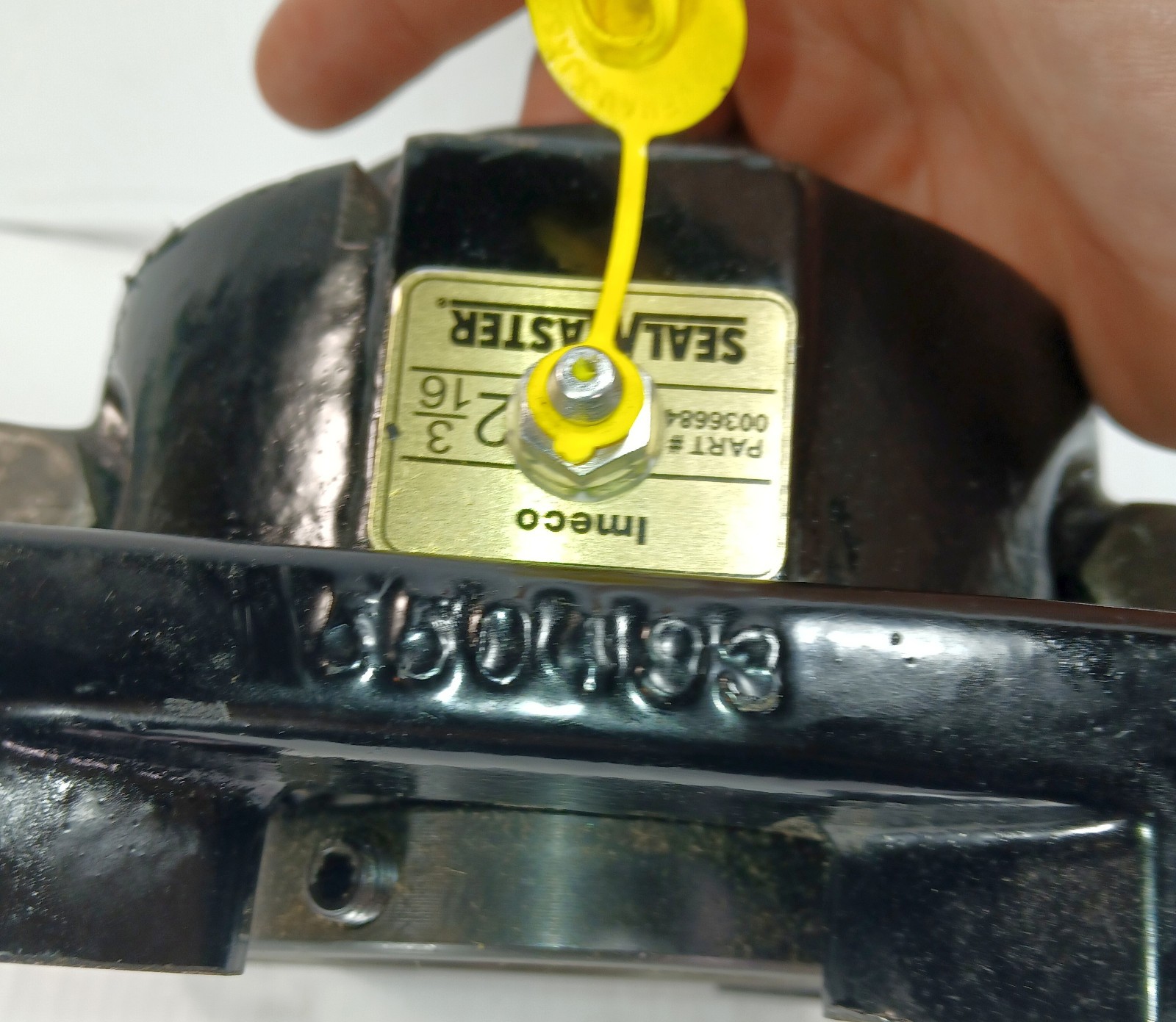 1 NEW SEALMASTER 550493 2-3/16″ 4 BOLT BLOCK BEARING NNB ***MAKE OFFER***
