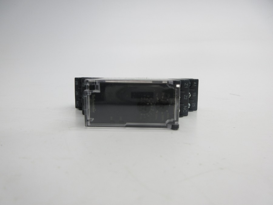 SCHNEIDER ELECTRIC RE22R2KMR 24-240VACC 0.05S-10M NSMP
