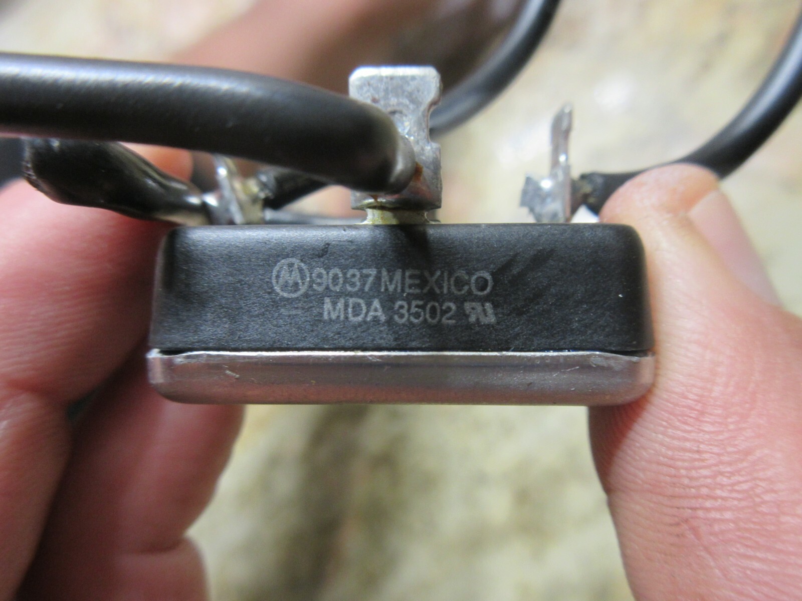 MOTOROLA FUSE SWITCH 9037 MEXICO MDA 3502 BRIDGE RECTIFIER