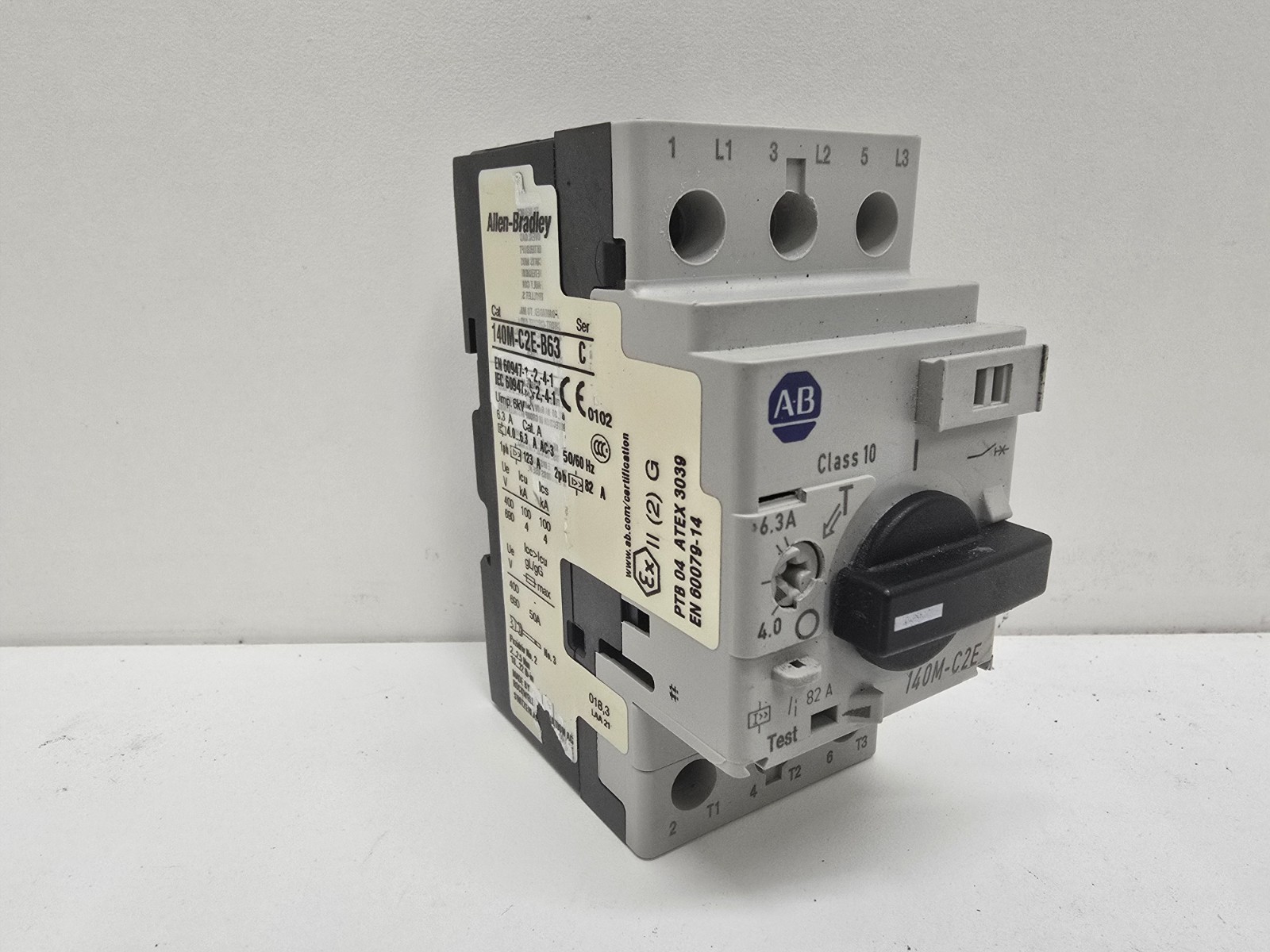 GOOD USED! ALLLEN-BRADLEY CIRCUIT BREAKER 140M-C2E-B63