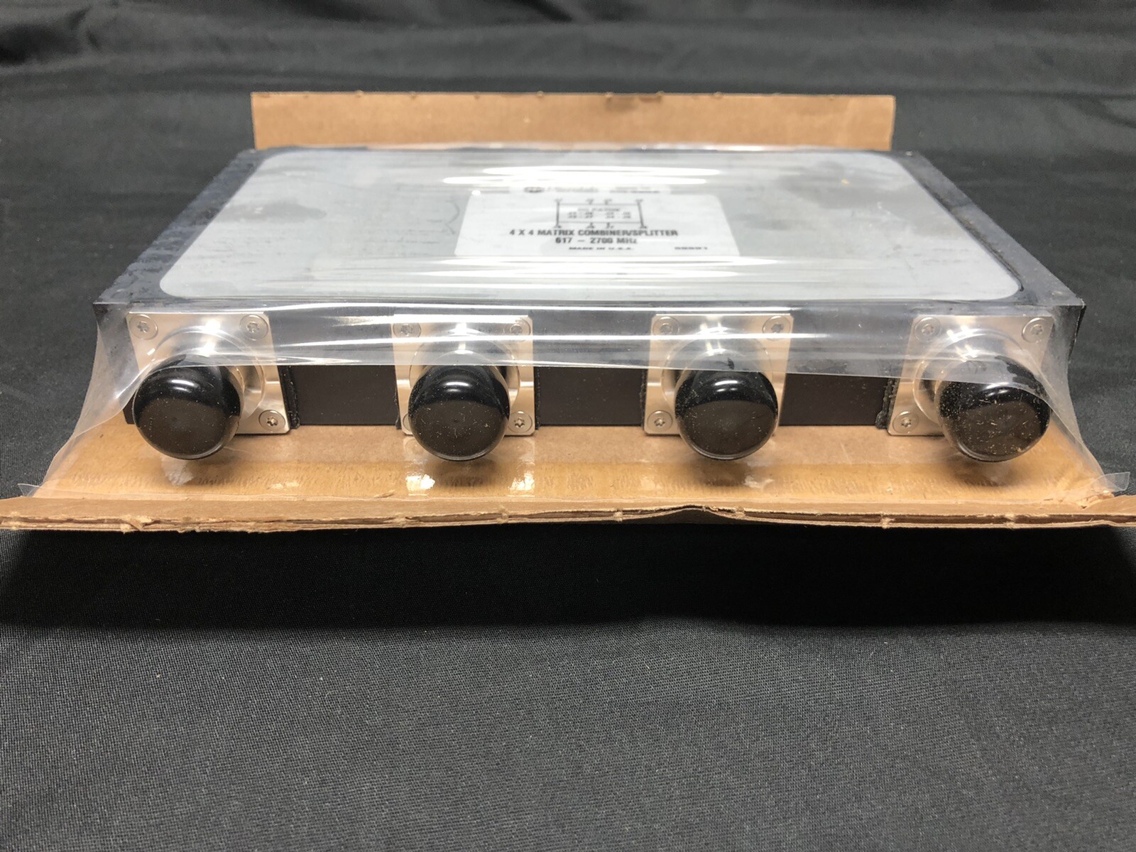 *NOB* Microlab CM-88KE 4×4 Hybrid Matrix Combo Splitter 617-2700 MHz 150W 4.3-10
