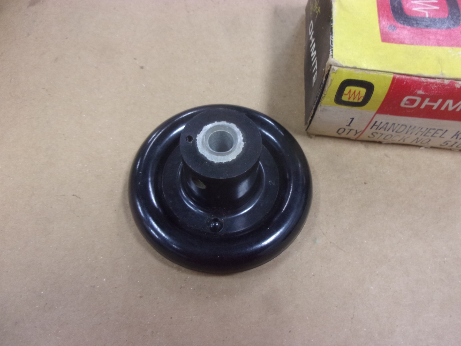 Ohmite 5105 Handwheel Knob 3/8″ Bore 3-1/4″ Welder Variable Rheostat Adjusting