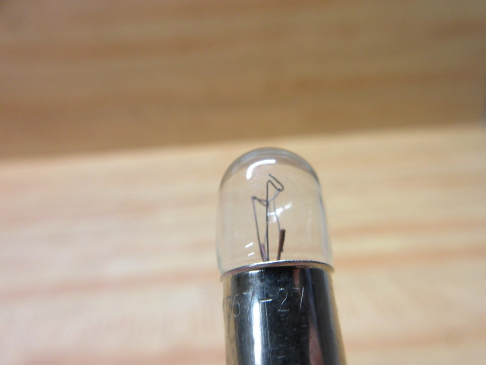 Chicago Miniature CM757-27 Lamp Light Bulb 757-27 (Pack of 30)