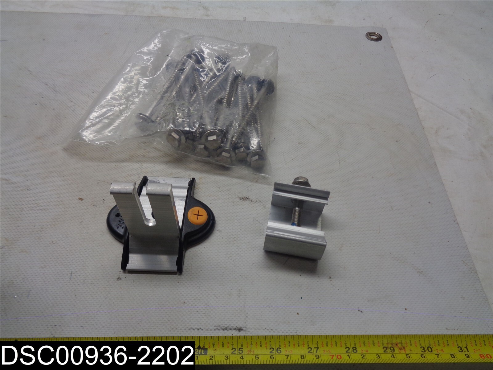 QTY=19: M51653 Unirac NXT Horizon Stronghold ATT Kit Comp Mil Brackets