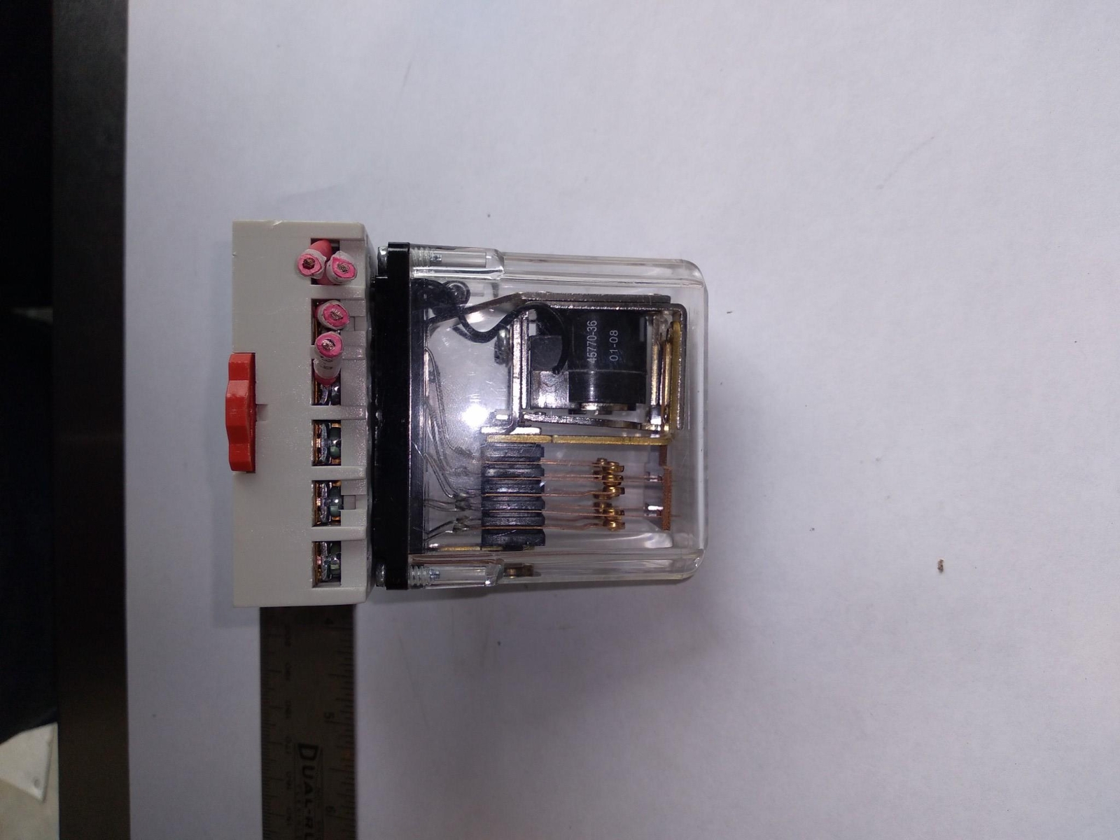 STRUTHERS-DUNN 219ABAPL 24VDC 120VAC 10AMP 10496-04R1