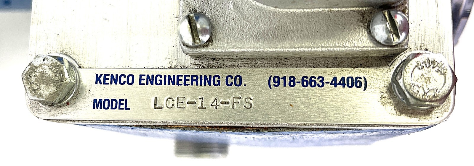 KENCO, LCE-14-FS, PRESSURE 70 PSI, 3/8″ VENT, OIL LEVEL CONTROLLER, SURPLUS