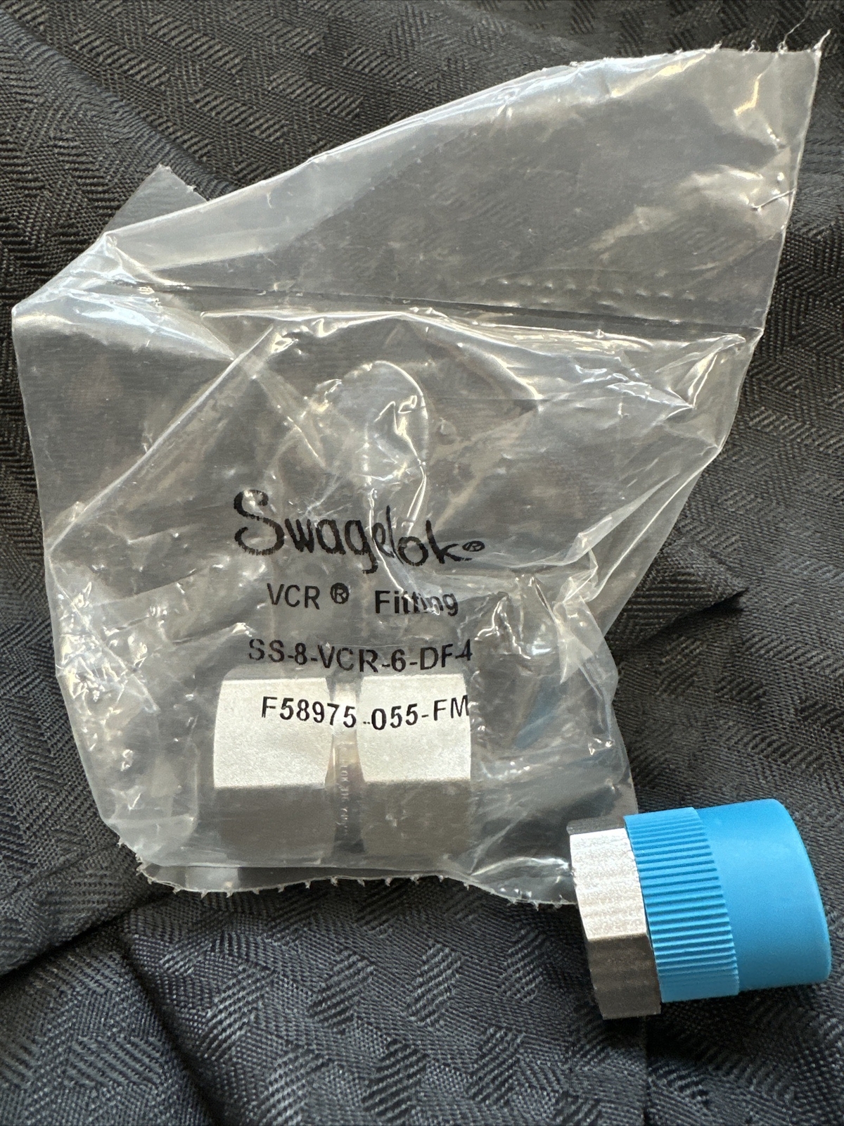 SWAGELOK SS-8-VCR-6-DF-4 VCR Fitting, New