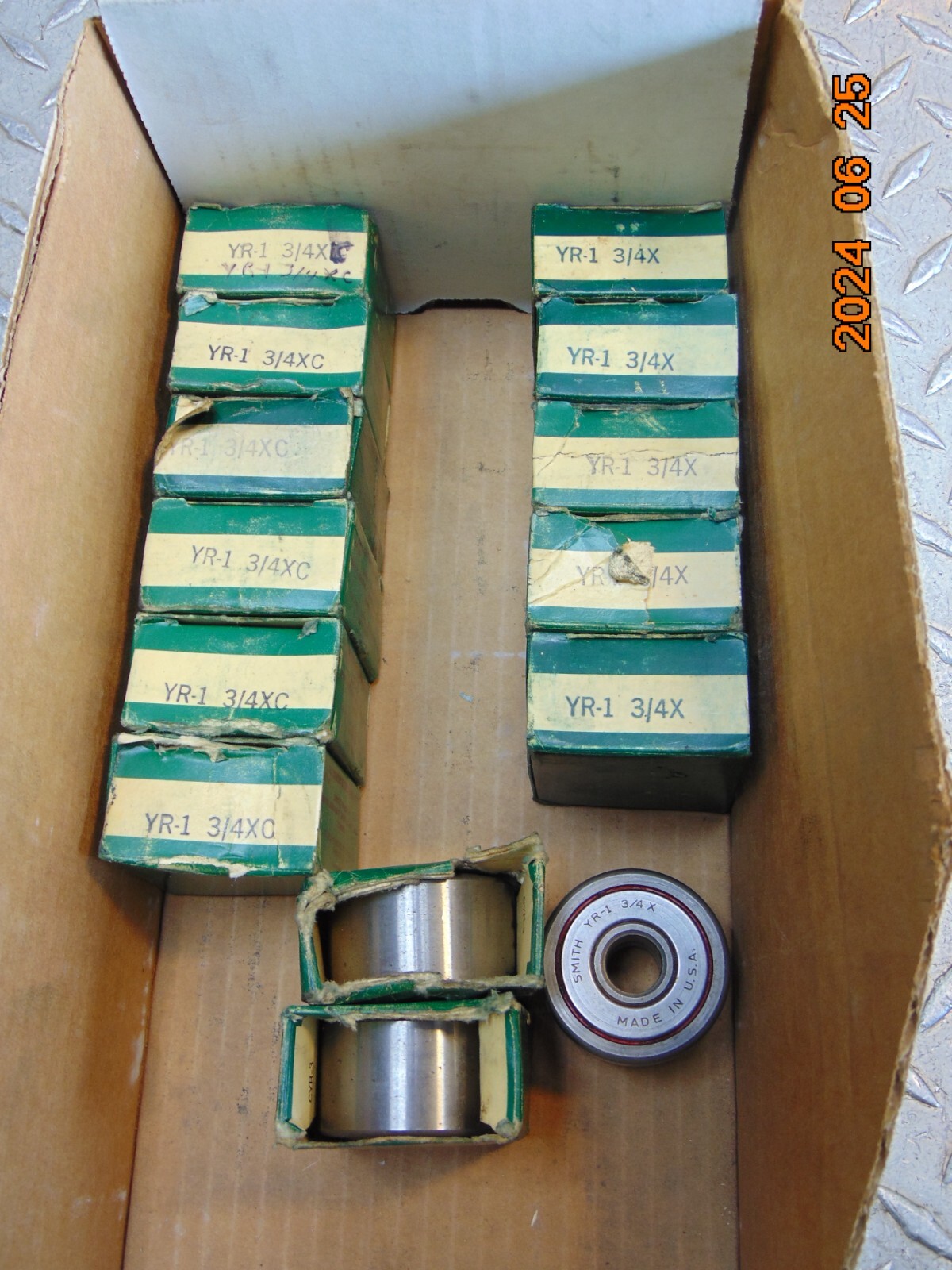 SMITH YR-1-3/4-X CAM FOLLOWER