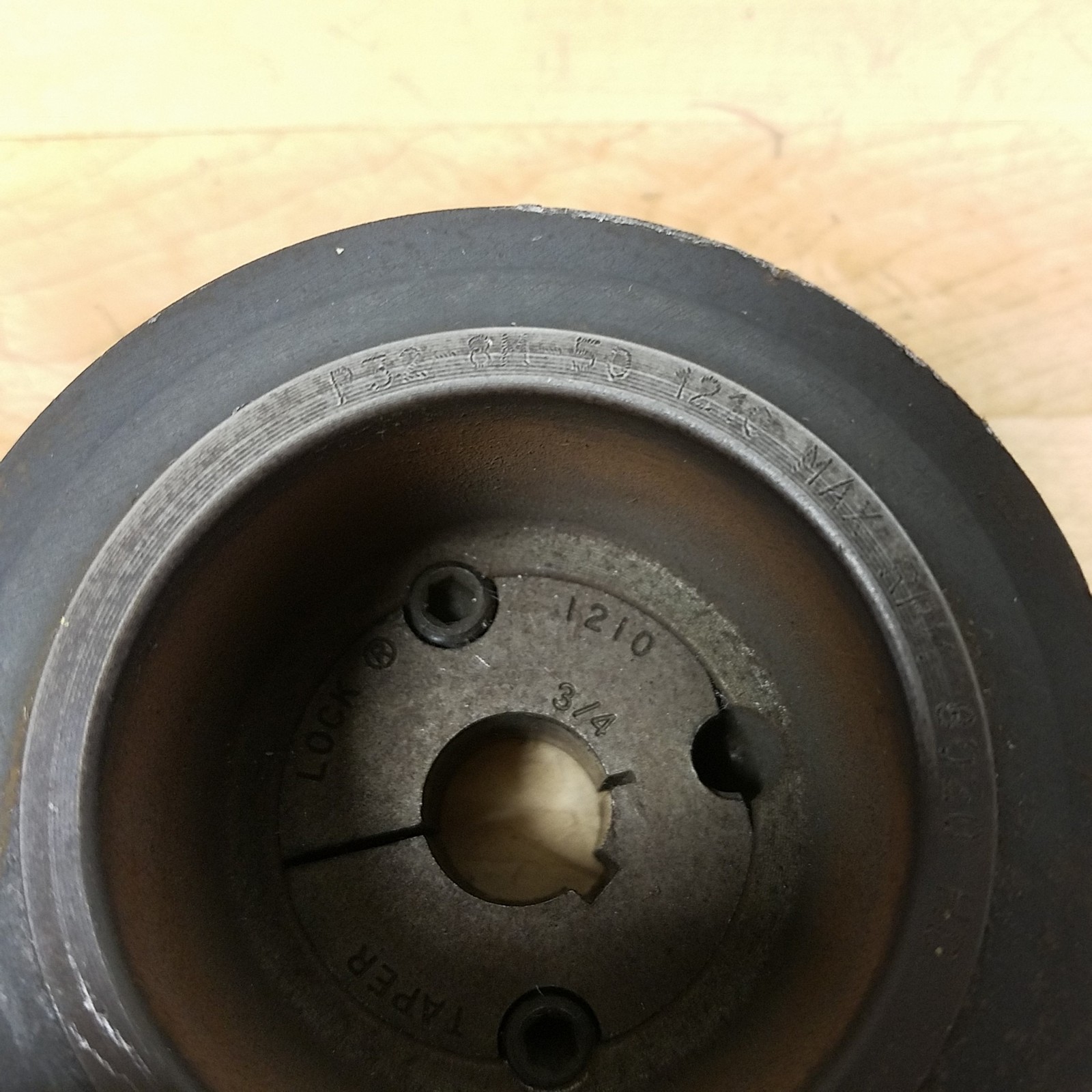 Unknown/Unbranded P32-8M-50 Taper Lock Sprocket Pulley with 1210 3/4″ Bushing