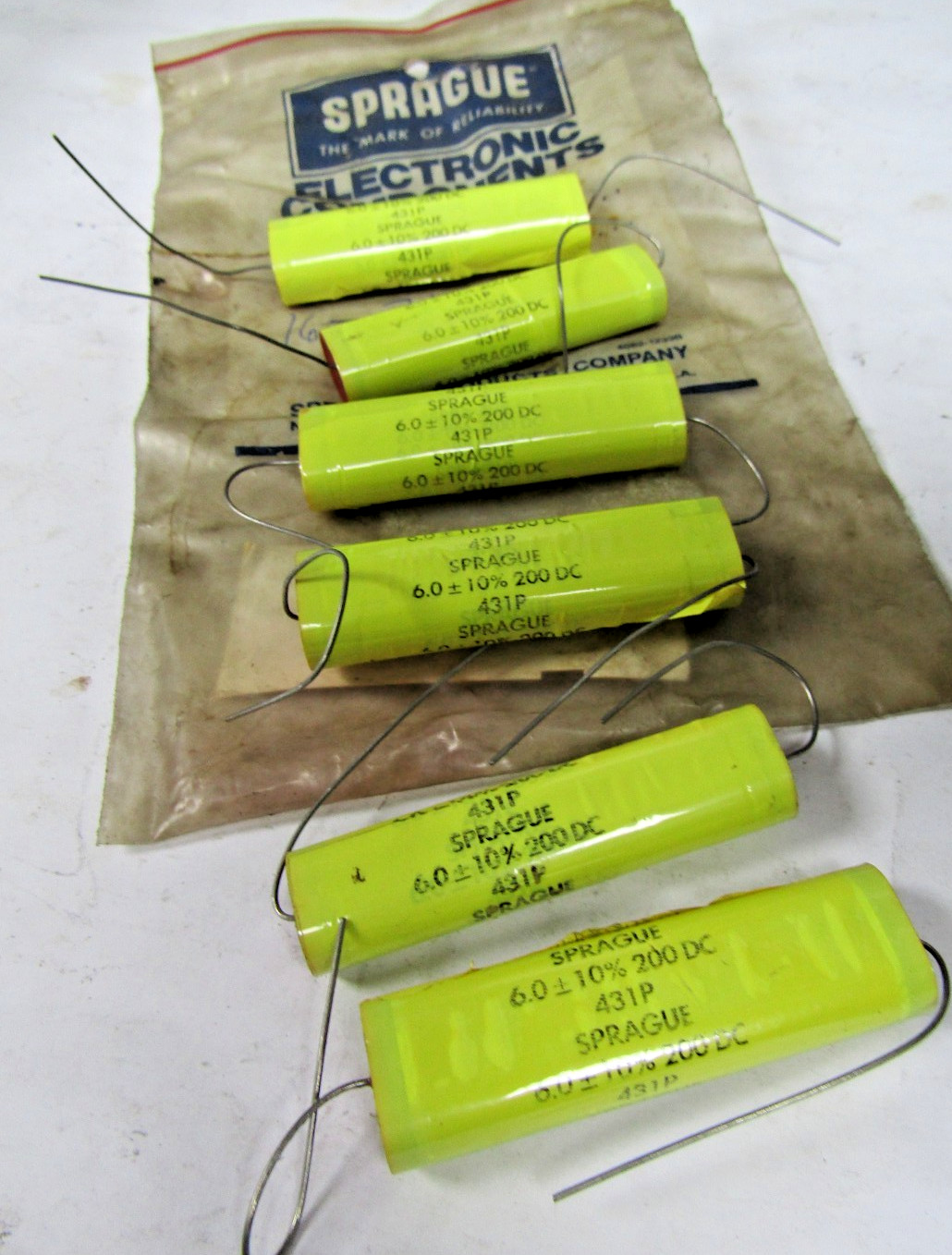 ✌️6) NEW SPRAGUE 431P CAPACITOR 6.0MFD 200VDC 10% 431P60592 LOT OF 6