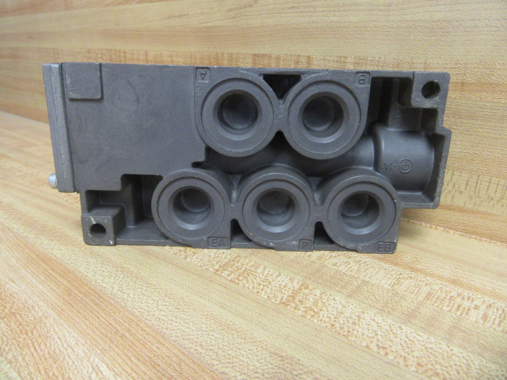 Numatics 554JJ600O000000 Valve Manifold Block Only
