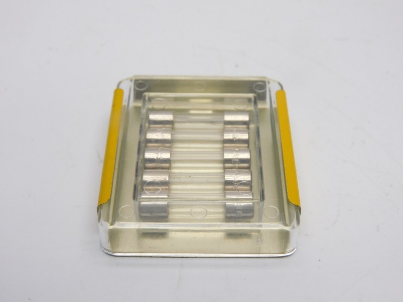 BUSS GMA-5A 125VAC 5A (PKG OF 5) NSMP