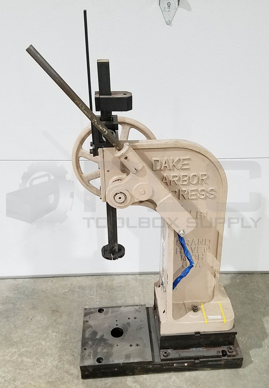 DAKE ARBOR PRESS 1-1/2 B1