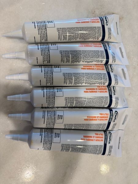 PROFLO PFC301WHT Tube and Tile Acrylic Latex Caulk 5.5 fl oz White ~ Lot of 6