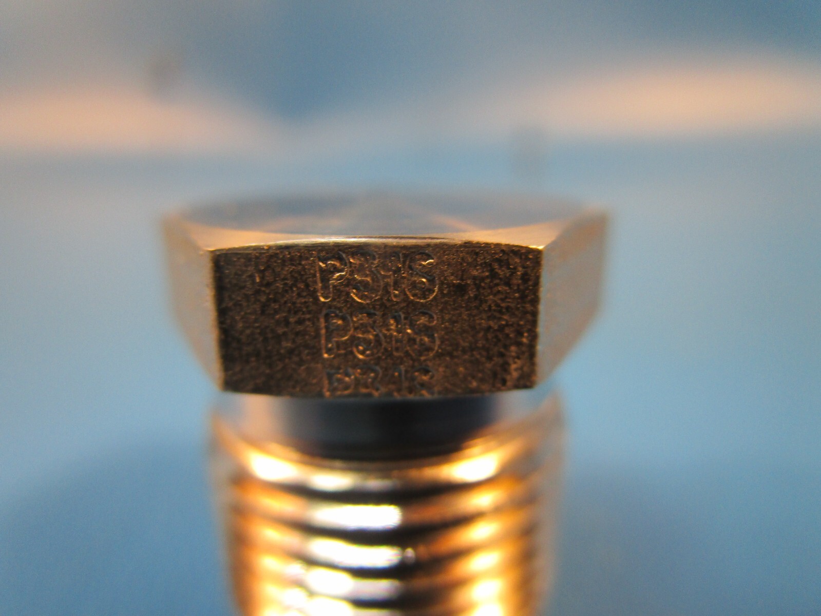 Box of 2 Parker 6-PH-SS-CNQ, Pipe Plug, SS, 3/8″ Hey P316