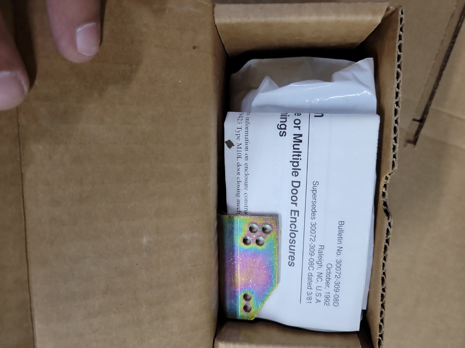 SQUARE D 9432M10L DOOR CLOSING MECHANISM – NEW SURPLUS