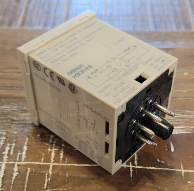 Omron H3CR-F8 Twin Timer – New In Box **US SELLER**