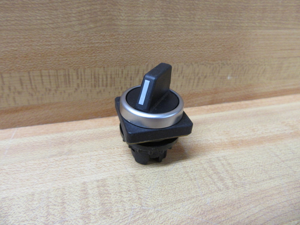 Klockner/Moeller MWK1V 2-Pos Selector Switch Eaton RMQ22 (Pack of 3)