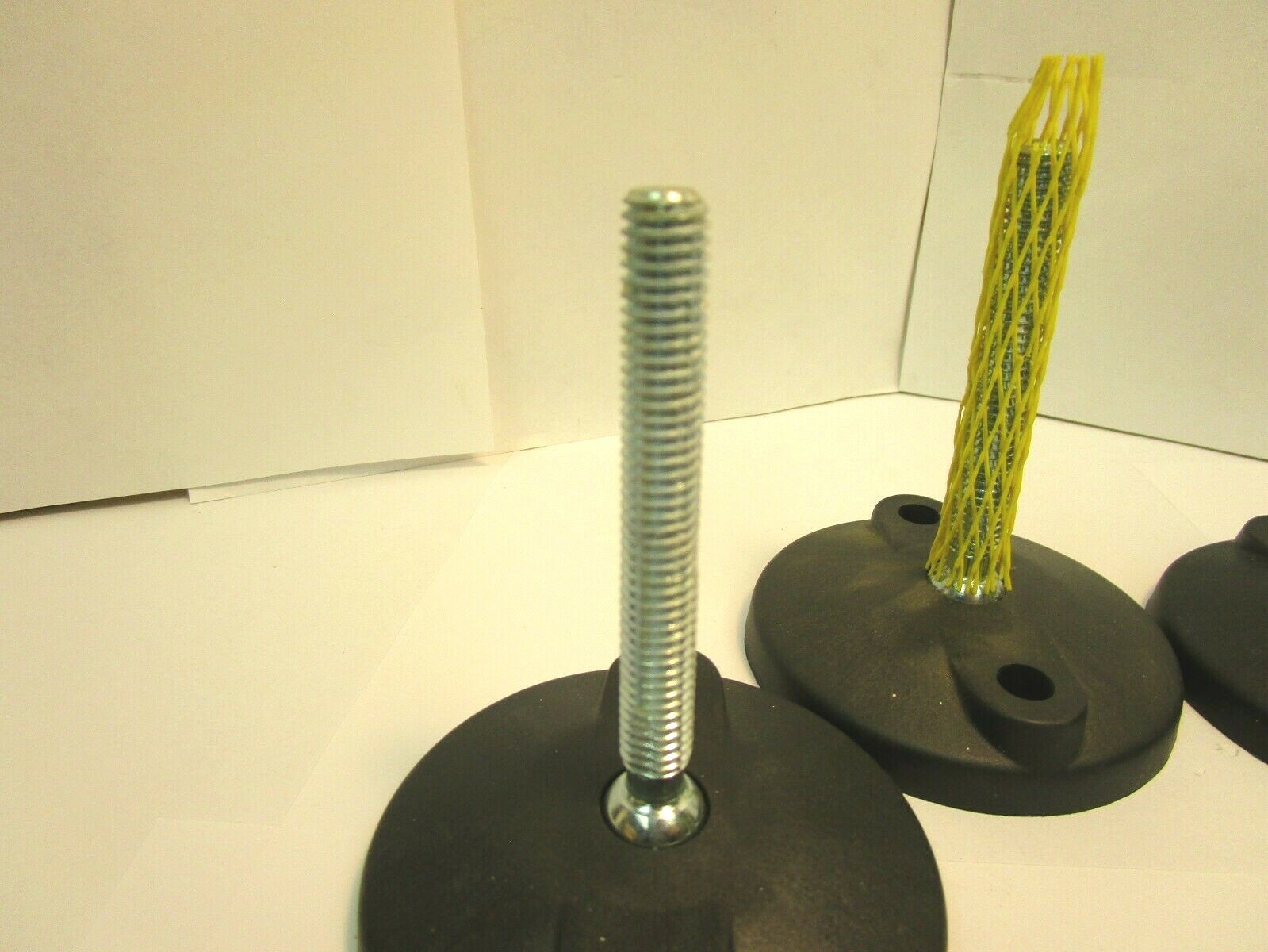 (4) VALU GUIDE CONVEYOR TABLE EQUIP ADJUSTABLE LEG FOOT LEVELER VG-505-02