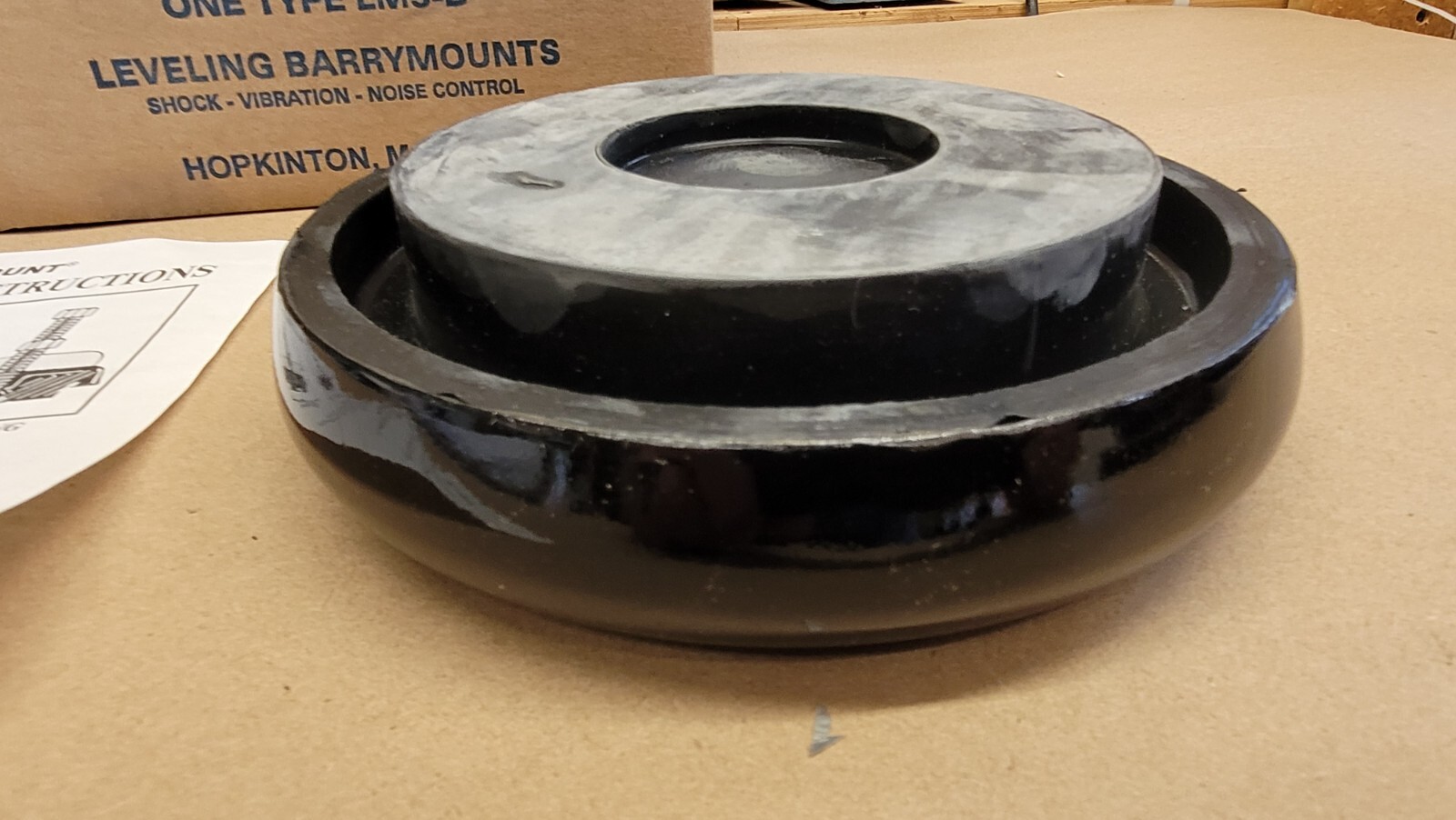 Hutchinson Type LM5-B Leveling Barrymount Machine Leveler