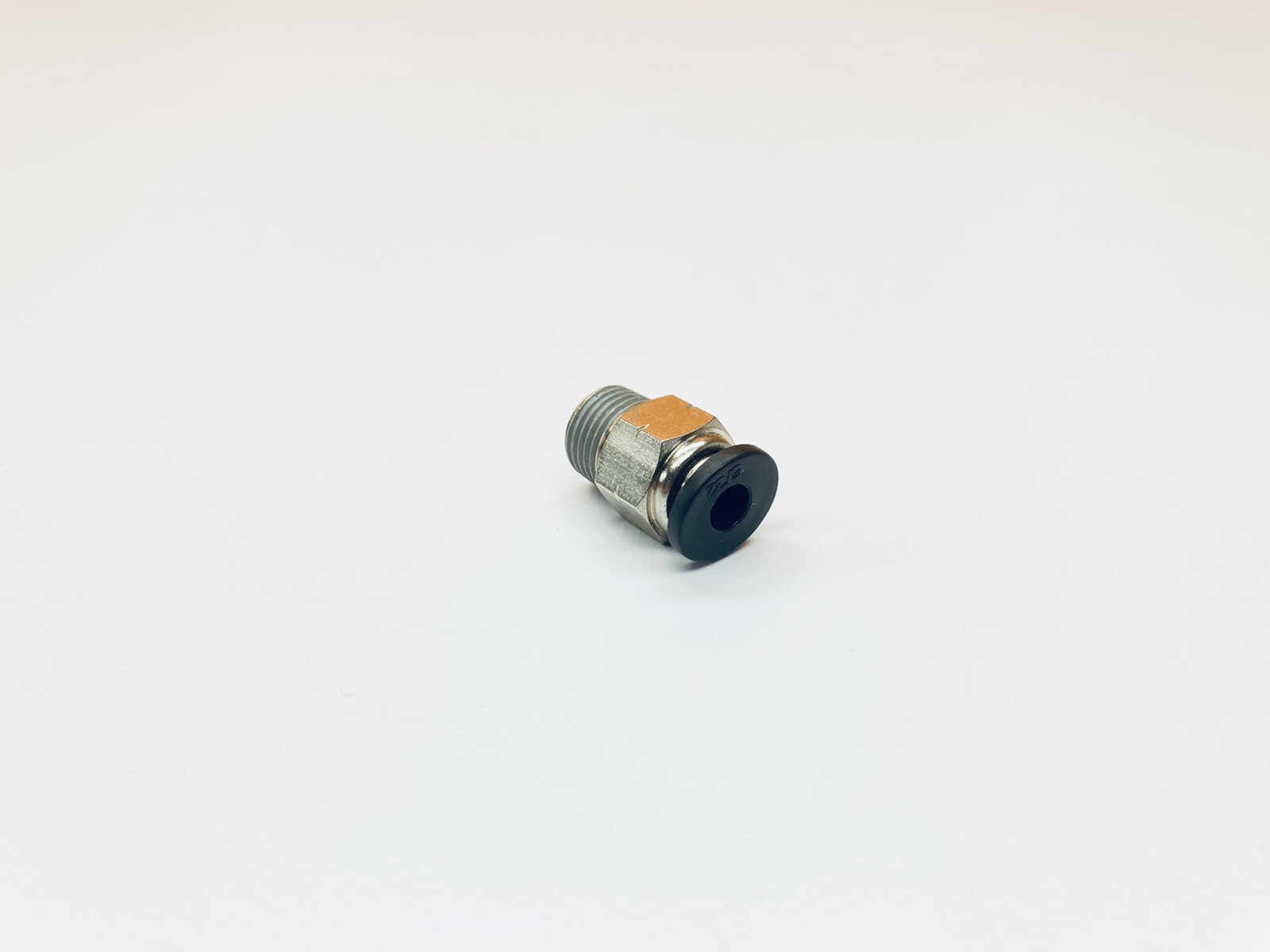 LOT OF 20 UNUSED POLYCONN PC68CB-12 MALE PUSH-IN CONNECTOR 5/32″ PI X 1/8″ M NPT