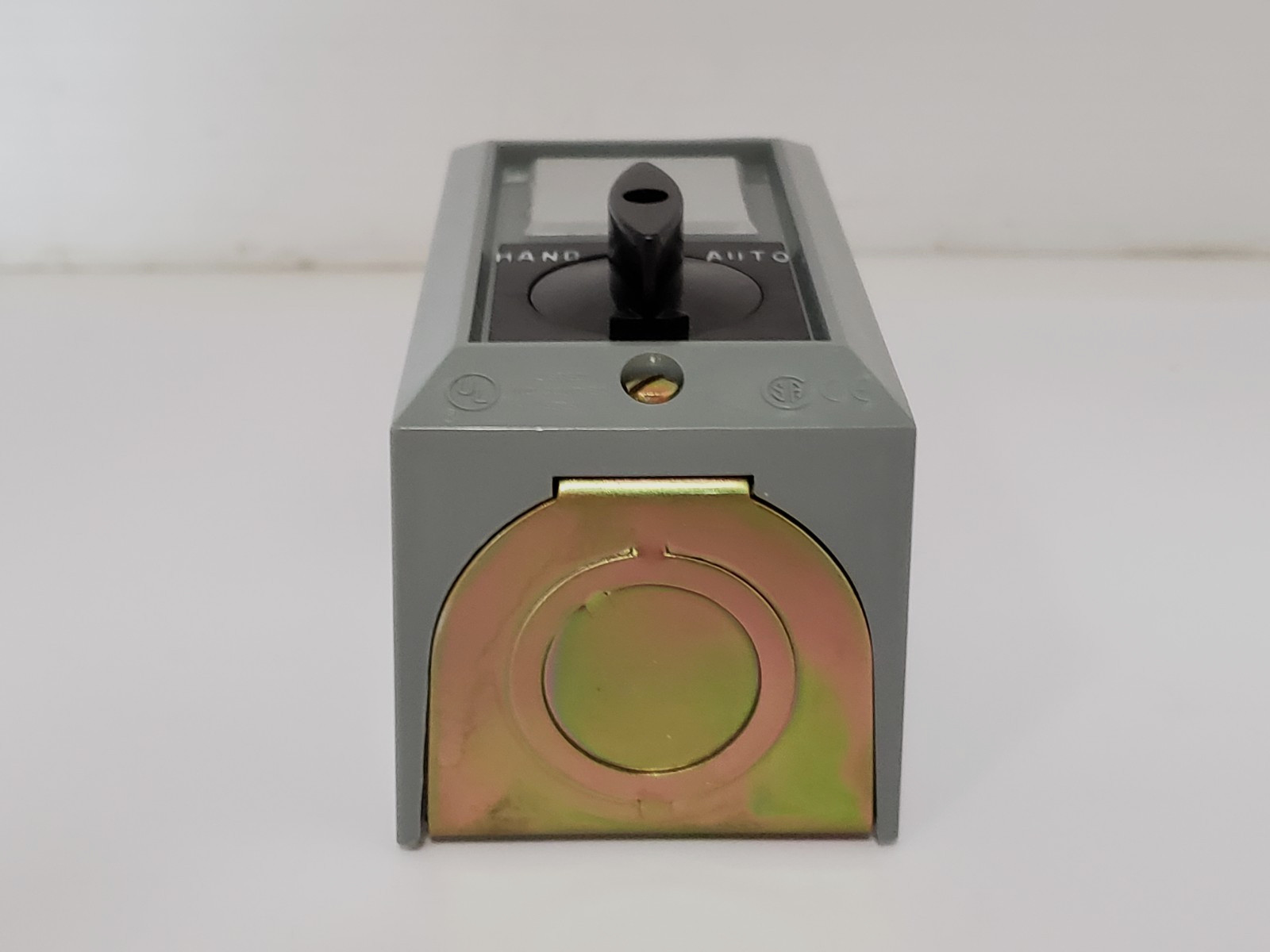 SQUARE D 9001-BG112 PUSHBUTTON CONTROL STATION HAND/OFF/AUTO SERIES A NIB