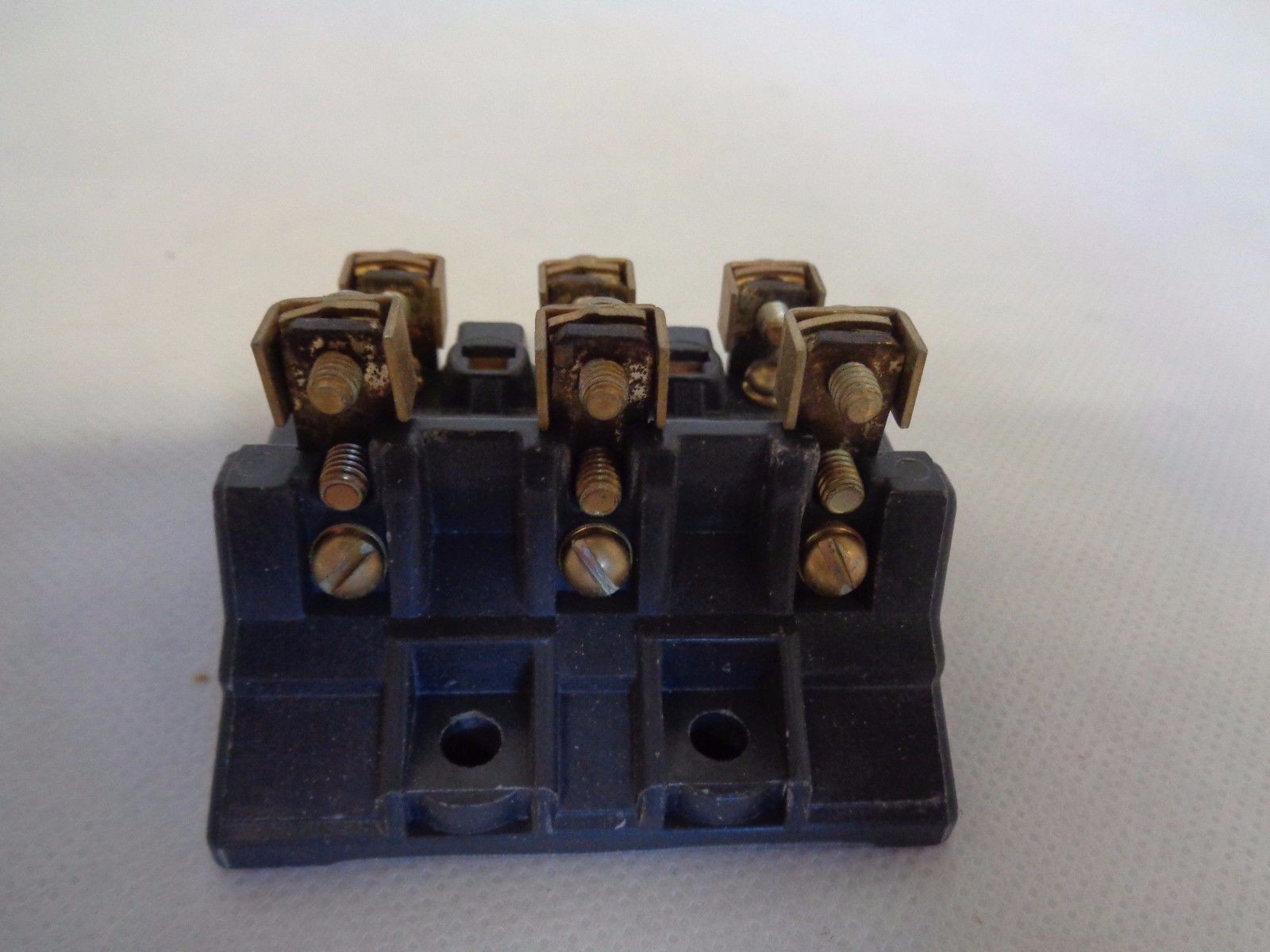 NEW ALLEN BRADLEY X-232217 STATIONARY CONTACT BLOCK SIZE 0 3 POLE SERIES K