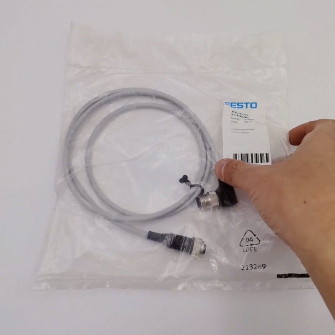 one FESTO NEBU-M12G5-K-1-N-M12W4 539052 NEW Accept counteroffer