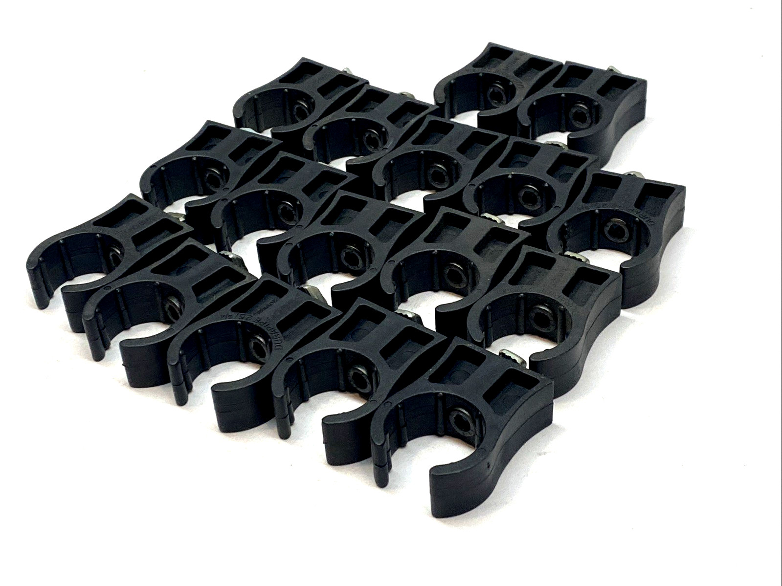 Cobra Durapipe 25mm / 3/4″ Pipe Clips LOT OF 17