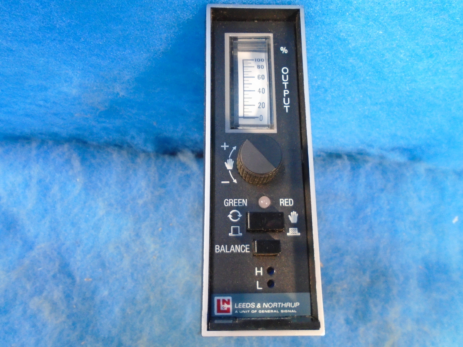 LEEDS AND NORTHRUP INSTRUMENTS 074825 MANUAL HAND OUTPUT STATION 1YR WARRANTY