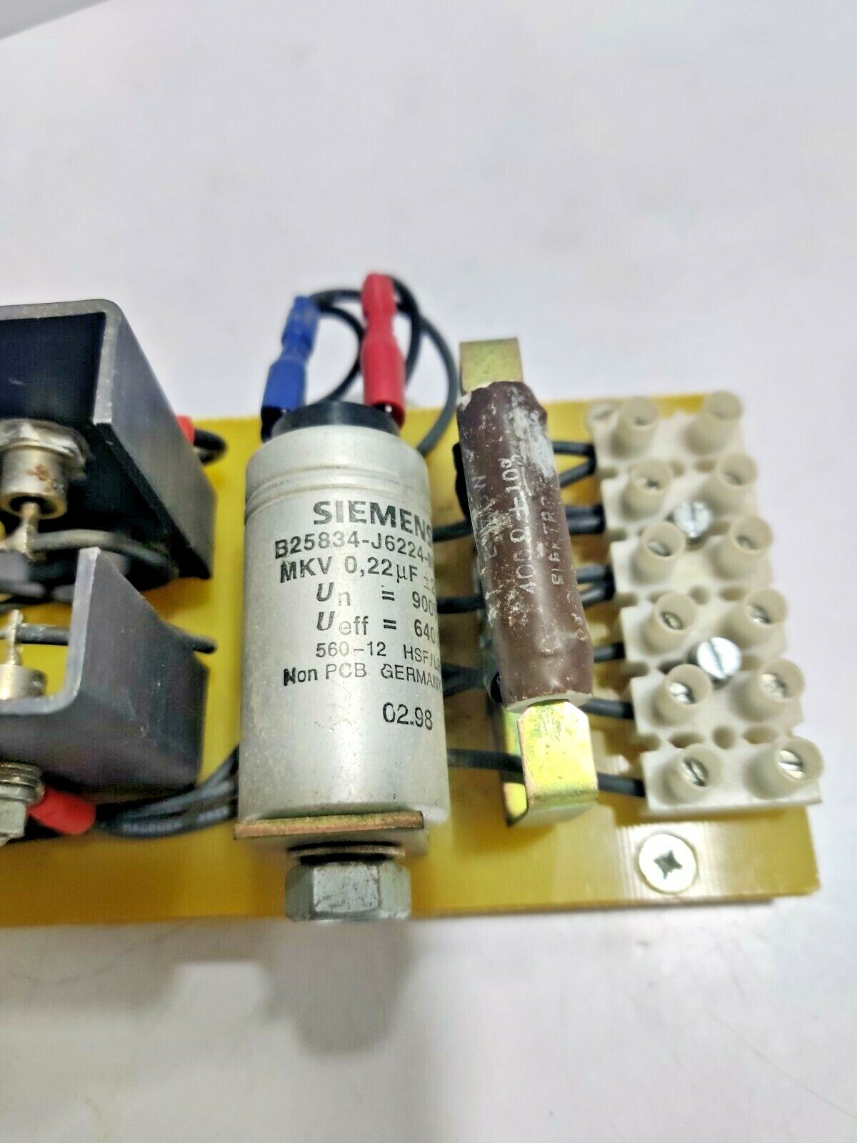 Siemens 8161-031-03 Contactor with Siemens Capacitor B25834-J6224-M001