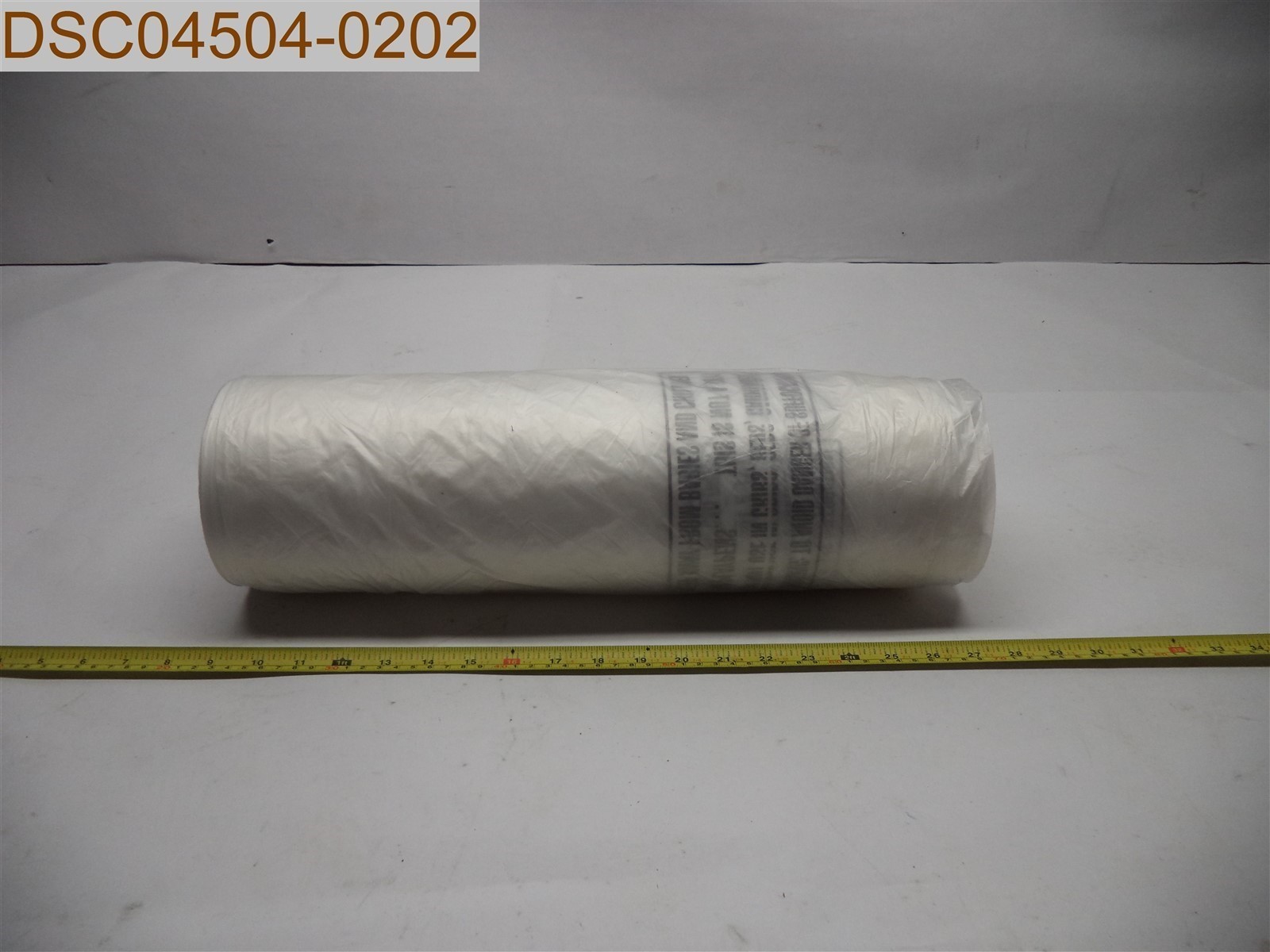 QTY = 2,000(4 rolls of 500): Plastic Bags, 39.5″ x 15.5″