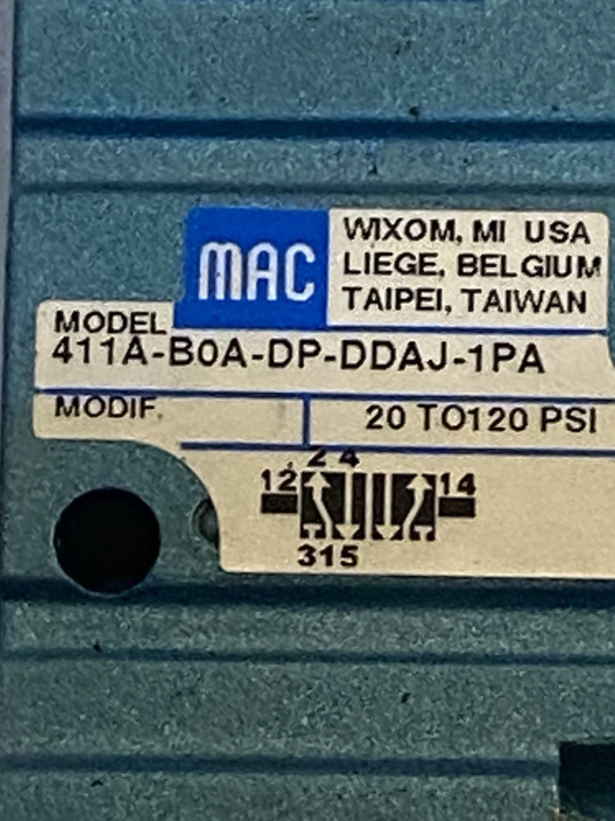 MAC 411A-B0A-Dp-DDAJ-1pa SOLENOID VALVE, 4-WAY 2-POSITION With Solenoid