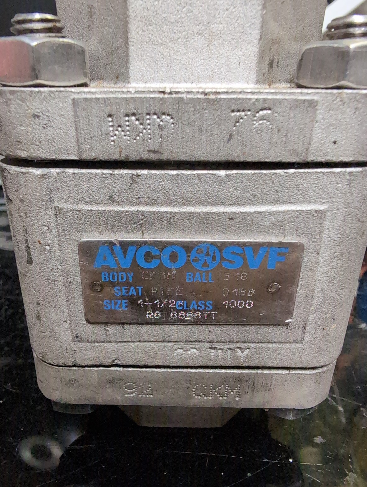 AVCO SVF R6 6666TT 1-1/2in Class 1000 CF8M Stainless Ball Valve NOS