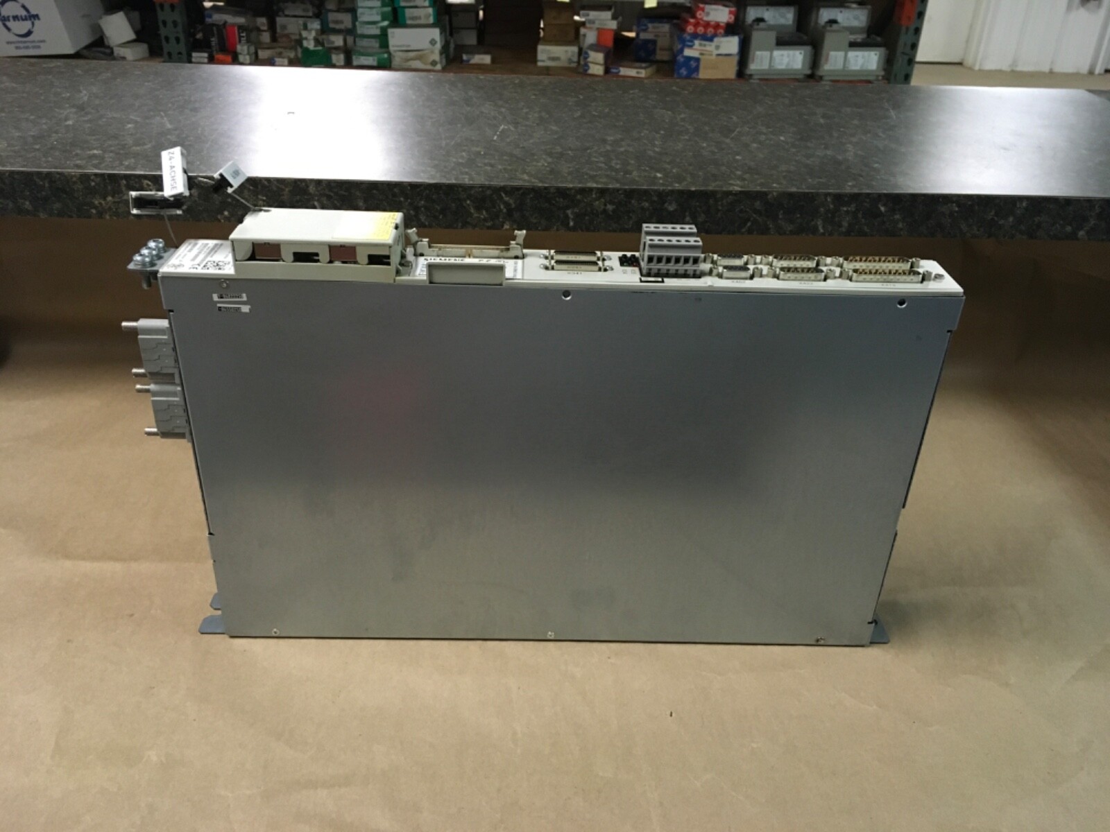 SIEMENS 6SN1123-1AB00-0AA2 SIMODRIVE LT-MODUL 2X15A / 6SN1118-0DM33-0AA2 (KB)