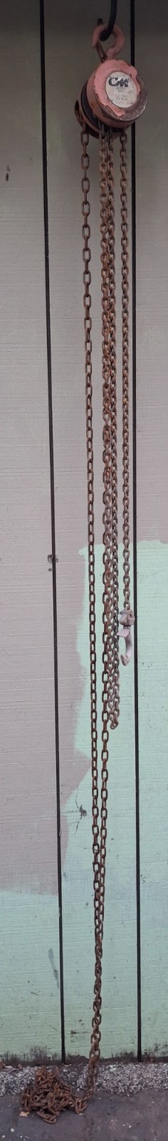 CM Hoist 622 1/2 Ton 12 Ft Chain Hand Chain Hoist 3/16 Thick