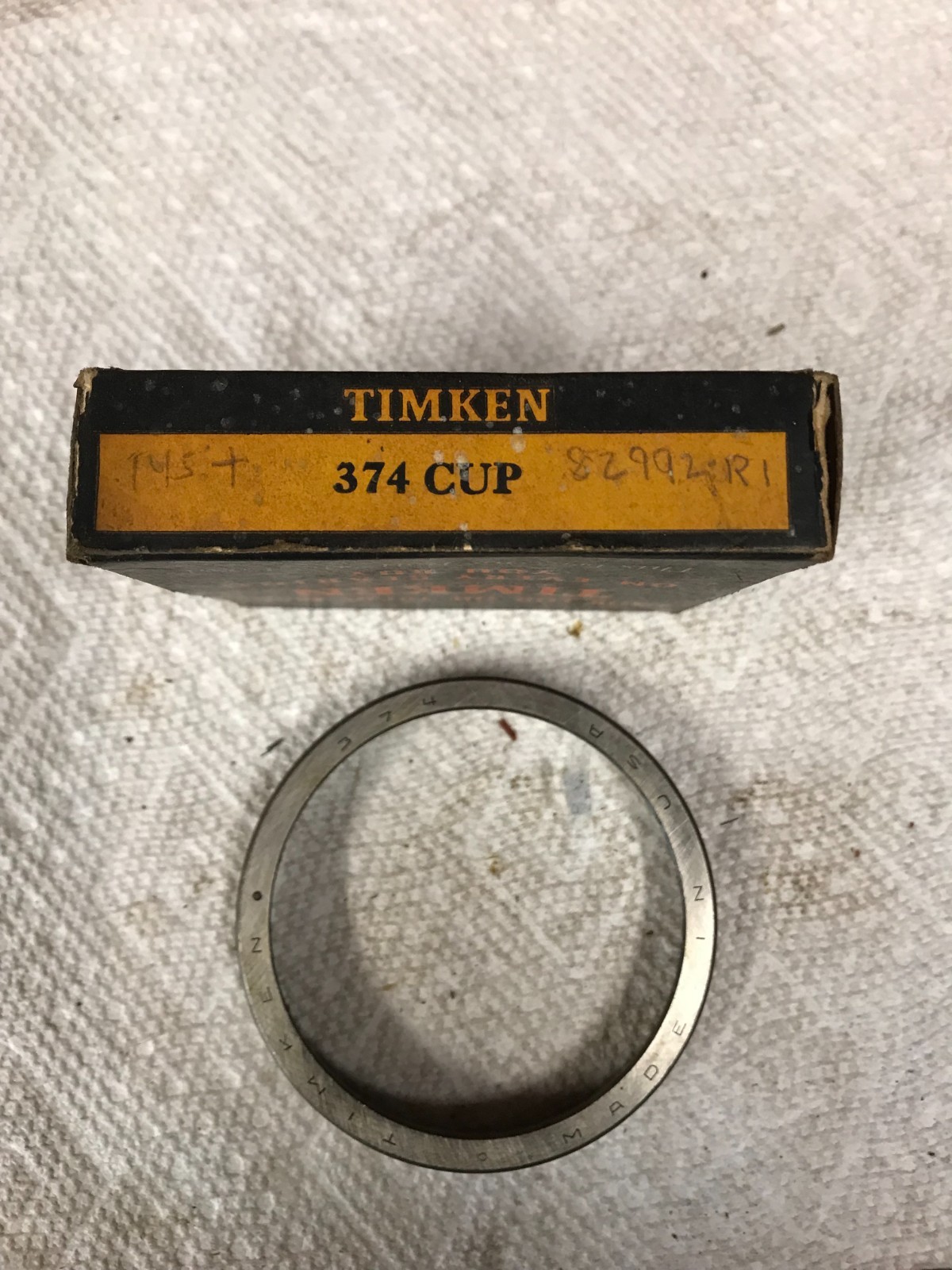 NEW IN BOX! TIMKEN TAPERED ROLLER BEARING CUP 374