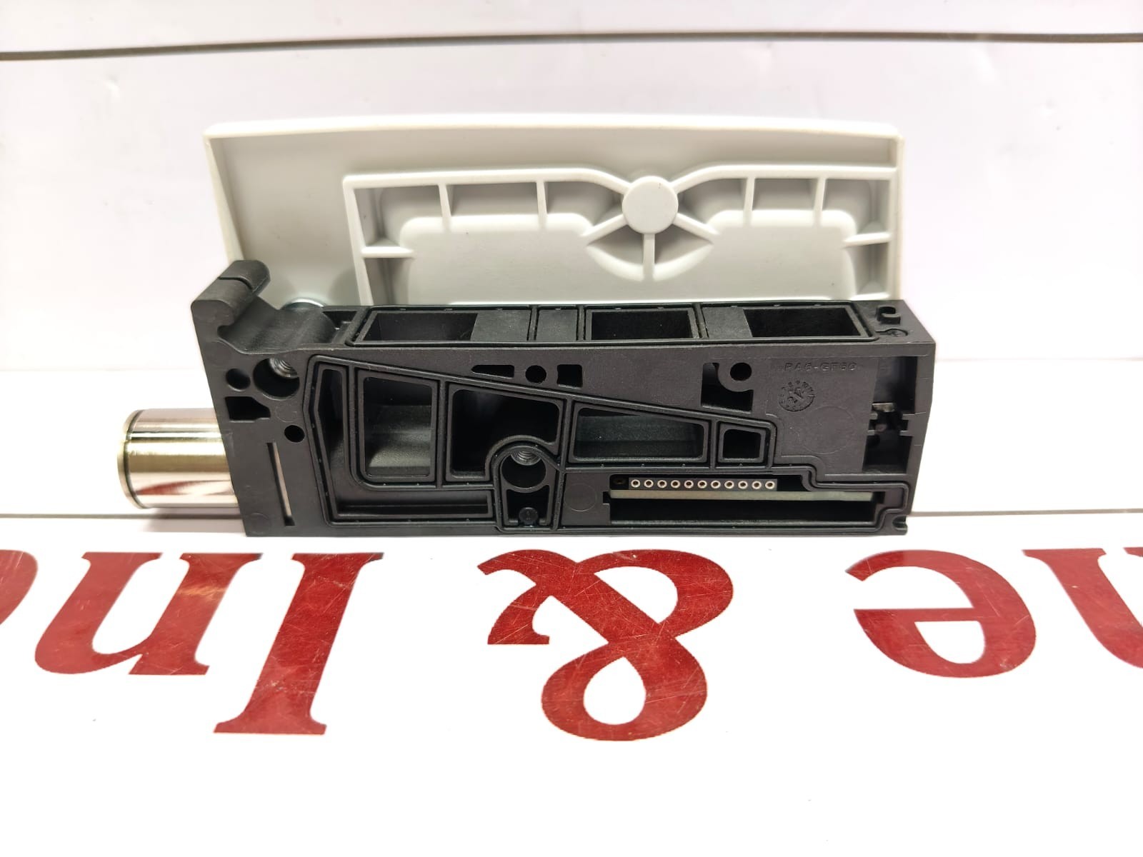 Aventics R412022824 Emerson AV05-4VP-AES-4VP Extension Kit Base Plate NEW OEM
