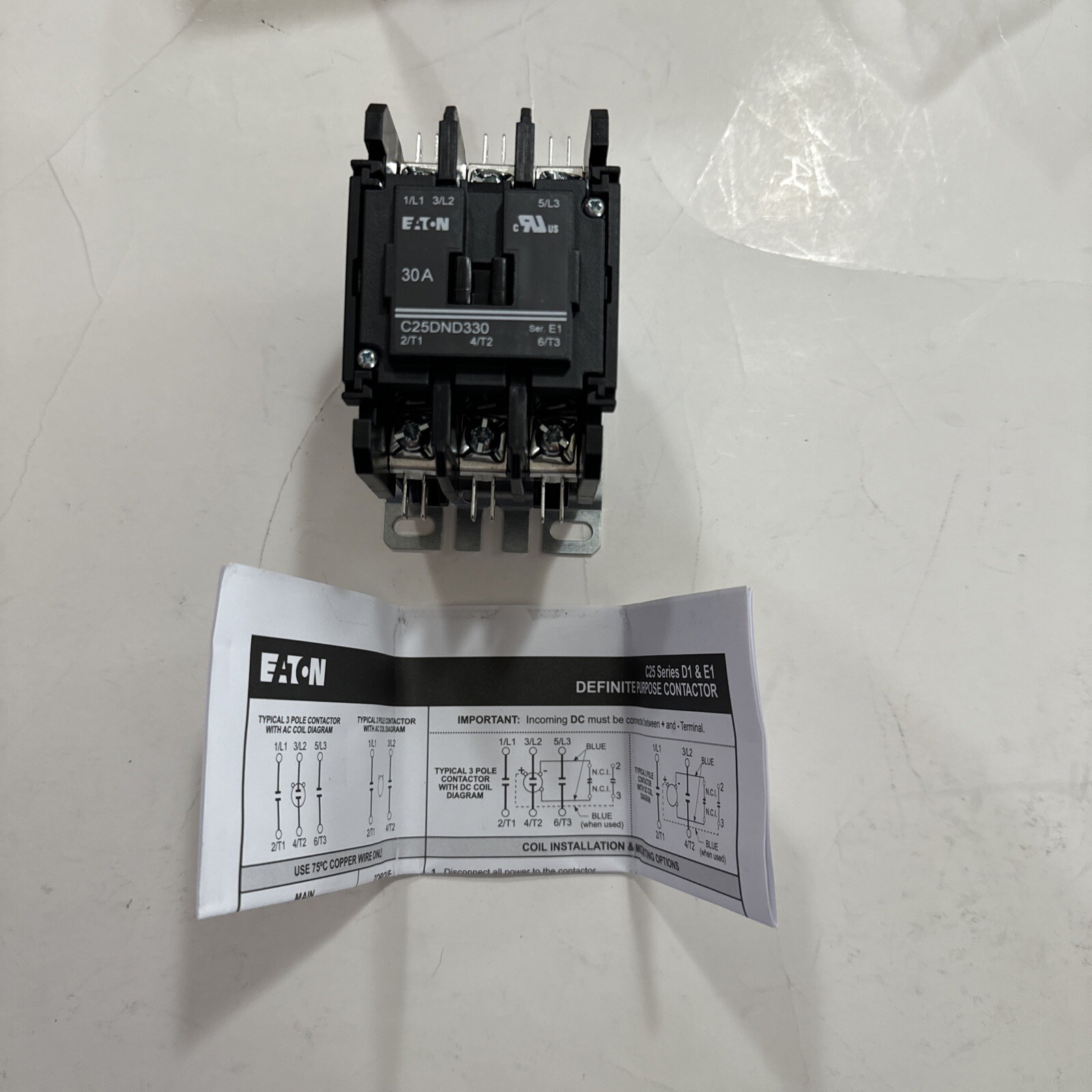 EATON C25DND330B DEFINITE PURPOSE CONTACTOR New E21
