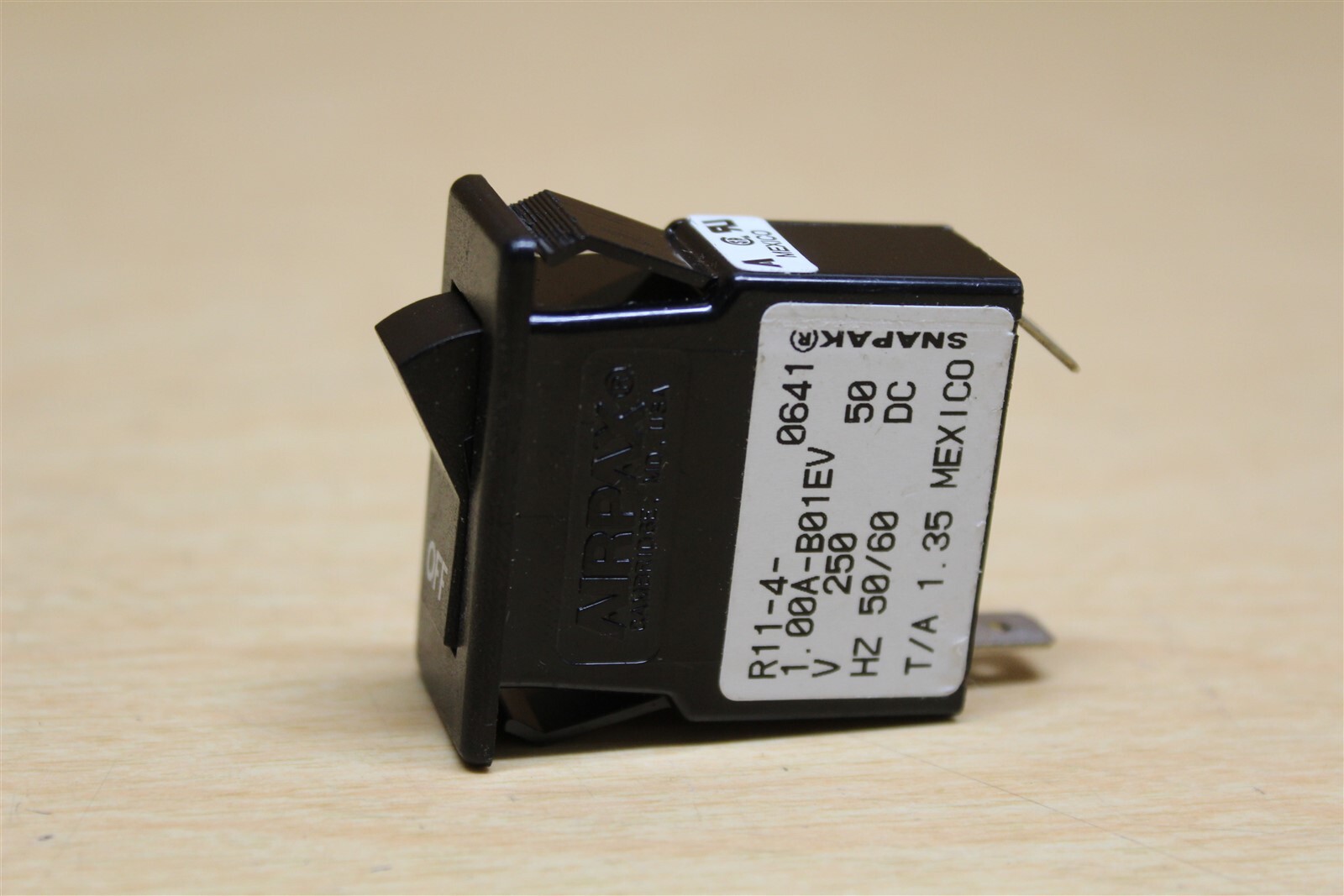 NEW Airpax R11-4 0641 250V Circuit Breaker Switch *FREE SHIPPING*