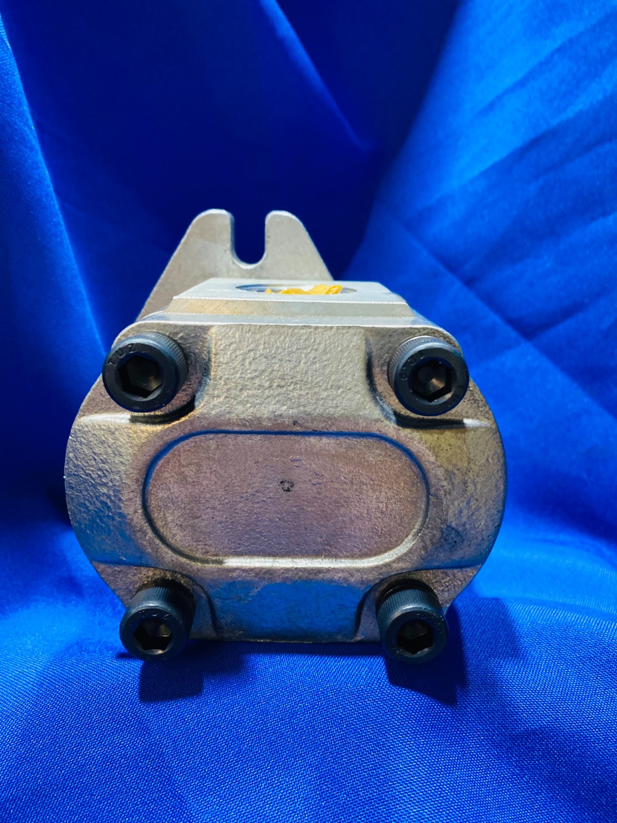 GEAR PUMP 5.39 GPM @1800RPM/3 AP-12-S-R-2-F-K