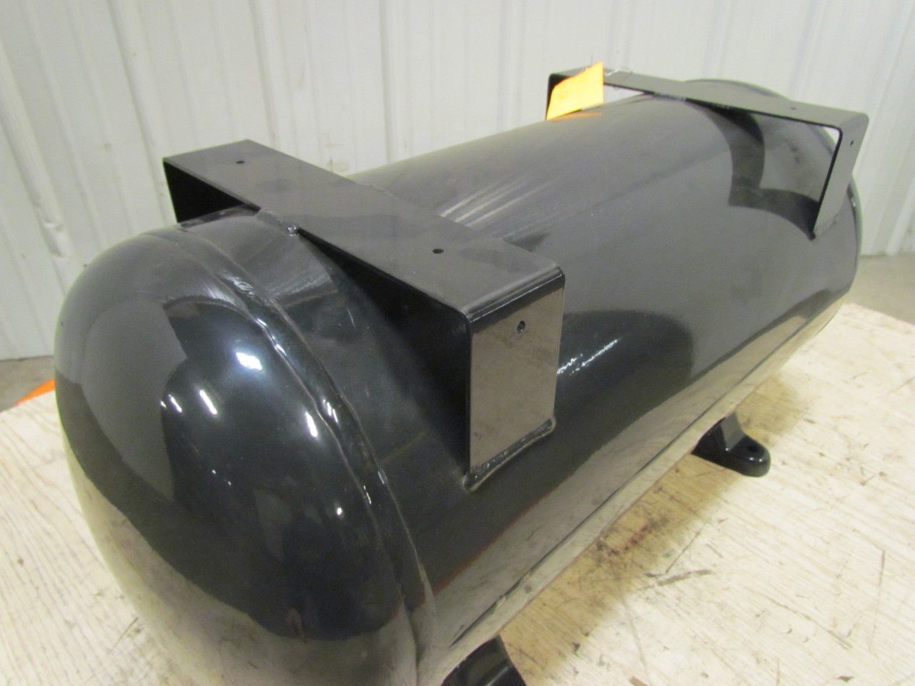 12.2 Gal NEW Steel Compressed Air Tank Powder Coated 12″ Dia 27″ Long 150 PSI