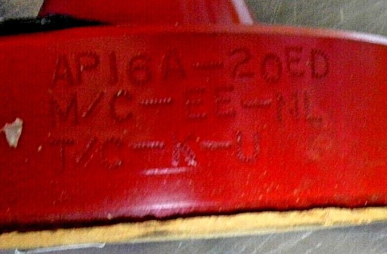 NATIONAL OILWELL VARCO TYPE F FLANGED PRESSURE GAUGE 0-6000 PSI W/ CERTIFICATION
