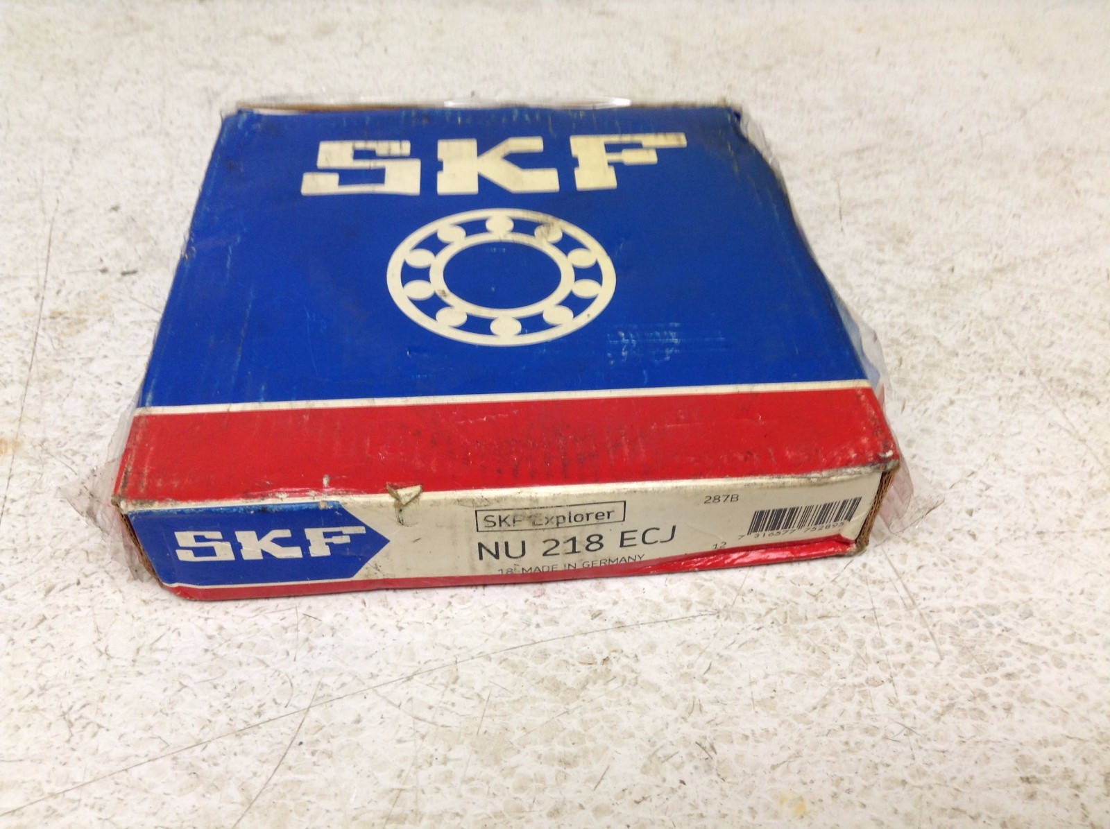 SKF NU 218 ECJ Roller Bearing NU218ECJ New (TSC)