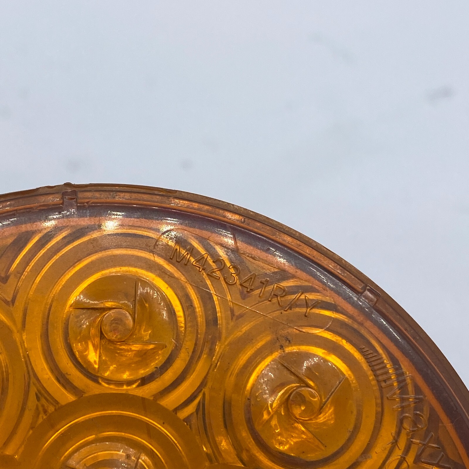 Maxxima M42341R/Y S/T/T/Park Light Led Amber/Red 4-5/16Dia 🔔