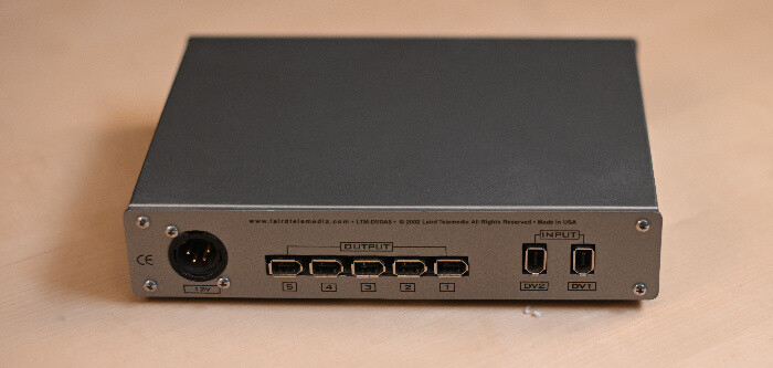 Laird LTM-DVDA5 1×5 IEEE 1394 DV Distribution Amplifier